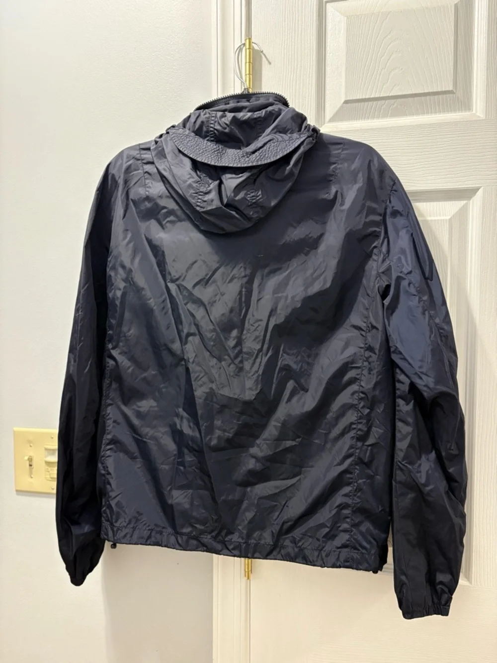 Polo Ralph Lauren Men’s Navy Wind Breaker With Hood Size Medium- Small Flaw - Picture 2 of 5